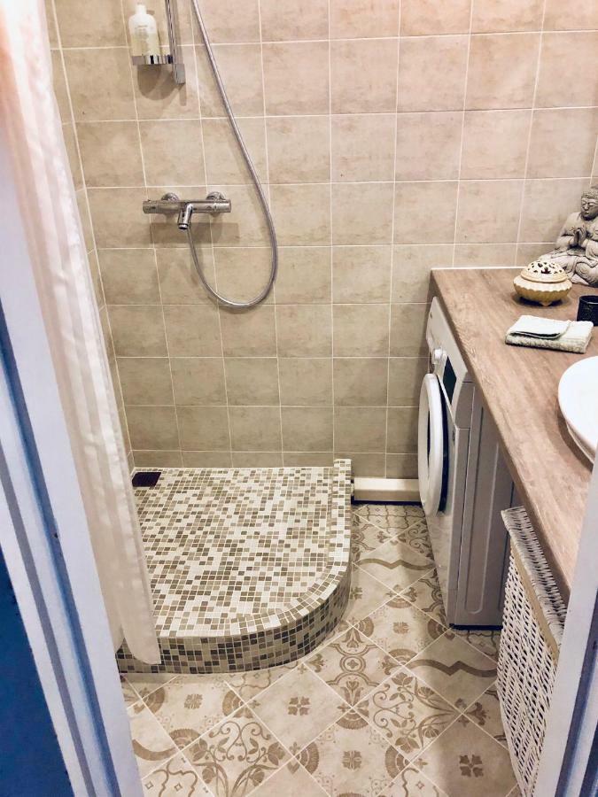 Wind Rose Apartment Kuressaare Ngoại thất bức ảnh